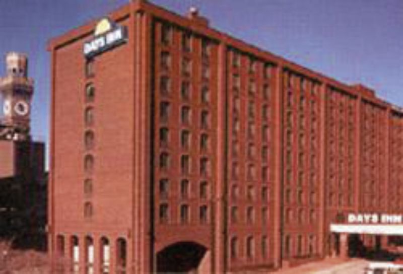 Days Inn By Wyndham Baltimore Inner Harbor Bagian luar foto